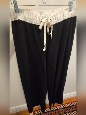LOFT Women's Navy Blue and White Straight-Leg Pant with Drawstring Waist Size M